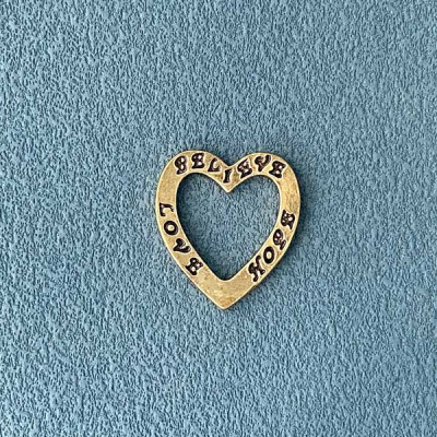 Коннектор Сердце с надписью Believe Love Hope, темное золото, 1шт